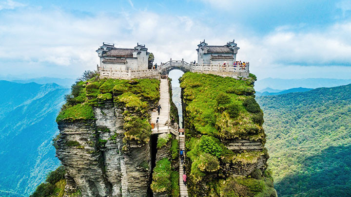 Tường leo núi nhân tạo cao nhất thế giới -0