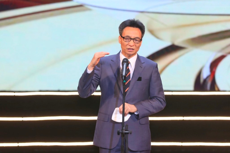 Phó Thủ tướng Vũ Đức Đam phát biểu tại sự kiện. Giải thưởng Sao Khuê 2022: Khơi dậy khát vọng sáng tạo để Việt Nam phát triển -0