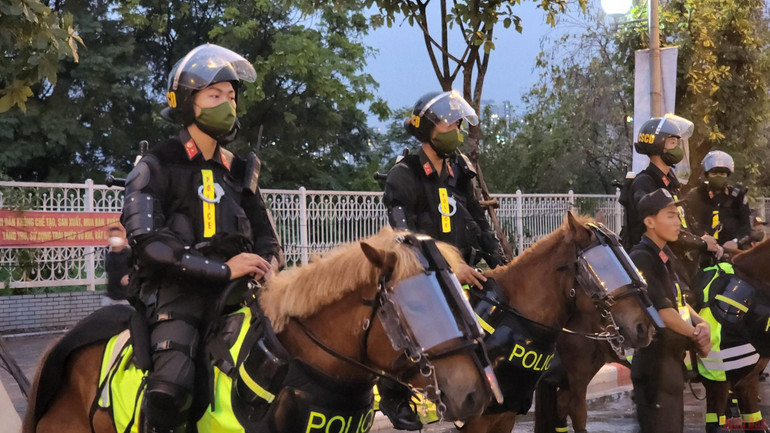 2khaimacseagames31.jpg -1