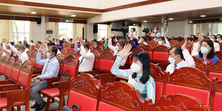 Đồng Nai thông qua 13 nghị quyết thúc đẩy phát triển kinh tế-xã hội -0