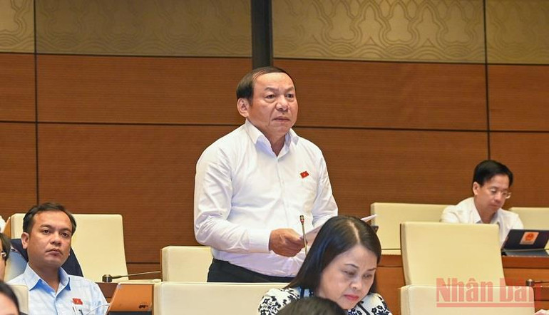 Đẩy mạnh các chính sách ưu tiên hỗ trợ phát triển du lịch -0