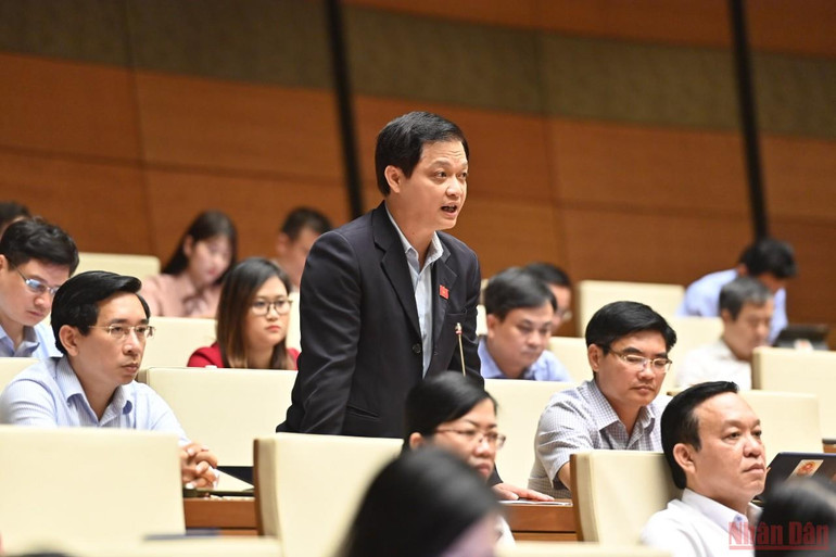Đại biểu Nguyễn Hải Nam phát biểu tại phiên họp của Quốc hội, ngày 2/6. (Ảnh: LINH NGUYÊN) Ổn định thị trường trái phiếu doanh nghiệp -0