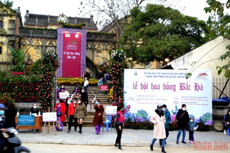 Khai hội “Vũ điệu cao nguyên trắng Bắc Hà” -0