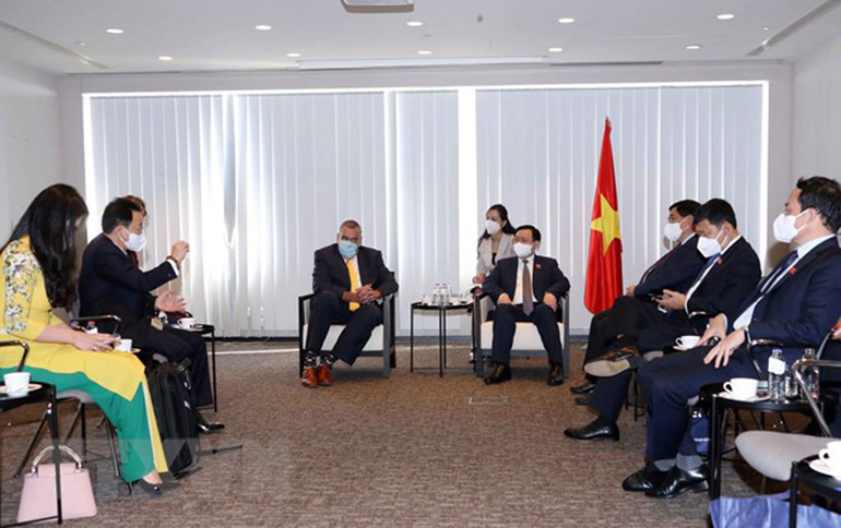 Chủ tịch Quốc hội Việt Nam tiếp đại diện nhiều tập đoàn lớn ở châu Âu -0