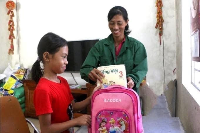 Niềm vui đón năm học mới tại các địa phương trên cả nước -0