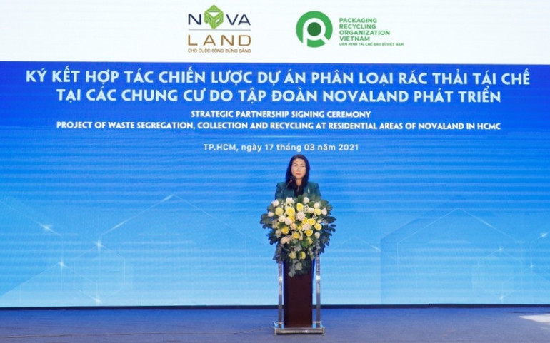 Bà Lê Thị Thanh Mỹ, Phó Giám đốc Sở Tài nguyên và Môi trường phát biểu tại chương trình. n222-1616042906631.jpg