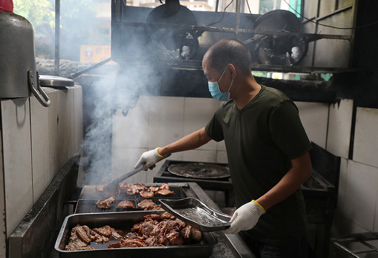 “Vùng xanh” Hà Nội trong ngày đầu cơ sở kinh doanh mở cửa trở lại -0