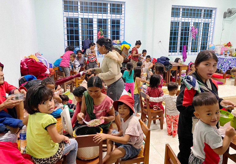 Lũ lại lên nhanh ở các huyện miền núi Quảng Trị -0