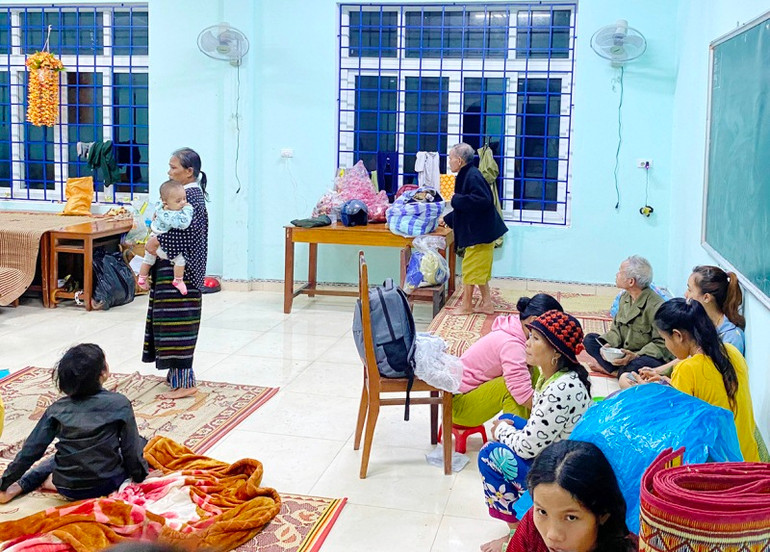 Lũ lại lên nhanh ở các huyện miền núi Quảng Trị -0