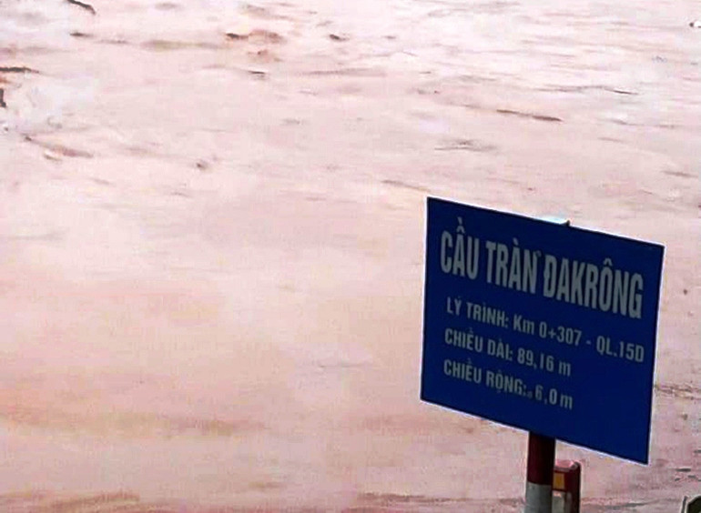 Lũ lại lên nhanh ở các huyện miền núi Quảng Trị -0