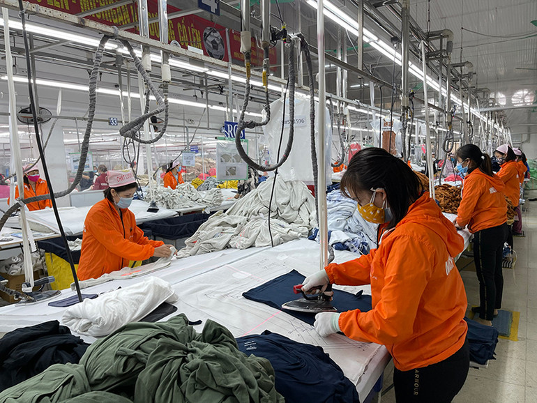 Bài 4: Nỗ lực vượt khó -0