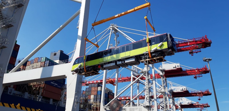 Cận cảnh đoàn tàu Nhổn – ga Hà Nội đang trên đường về Việt Nam -0