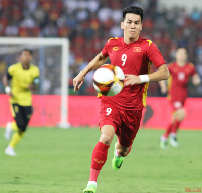 (Ảnh: Khiếu Minh) (Hiệp 1) U23 Việt Nam 0-0 U23 Malaysia: Tiến Linh suýt mở tỷ số -0