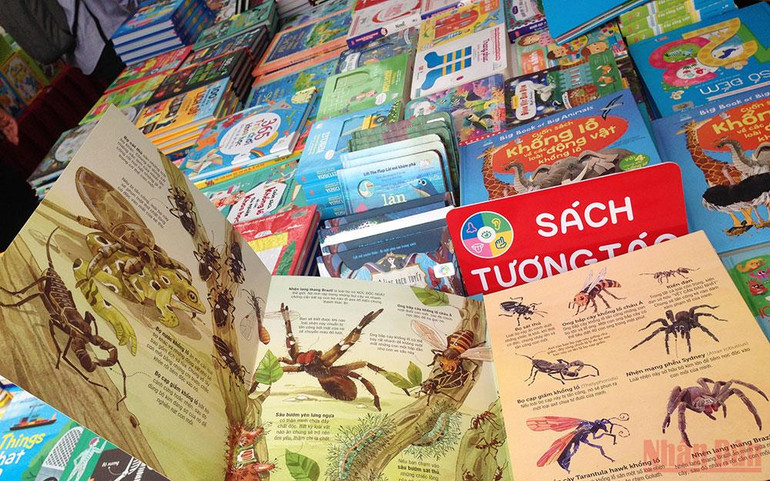 Độc giả nhỏ tuổi có rất nhiều lựa chọn từ sách dịch. Khát vọng phát triển mạnh mẽ dòng văn học dành cho thiếu nhi -0