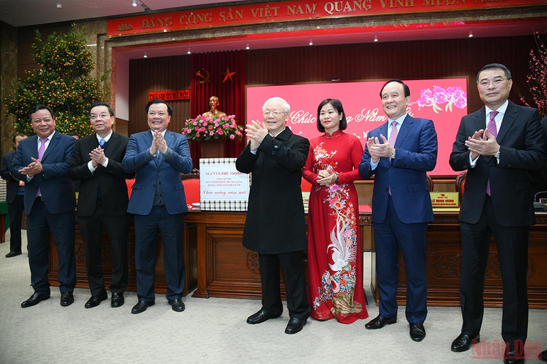 Tổng Bí thư Nguyễn Phú Trọng thăm, chúc Tết Đảng bộ, Chính quyền và nhân dân Thủ đô -0