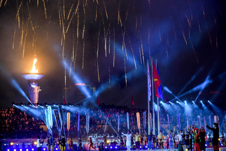 (Ảnh: Thành Đạt) Những hình ảnh ấn tượng trong Lễ khai mạc SEA Games 31 -0