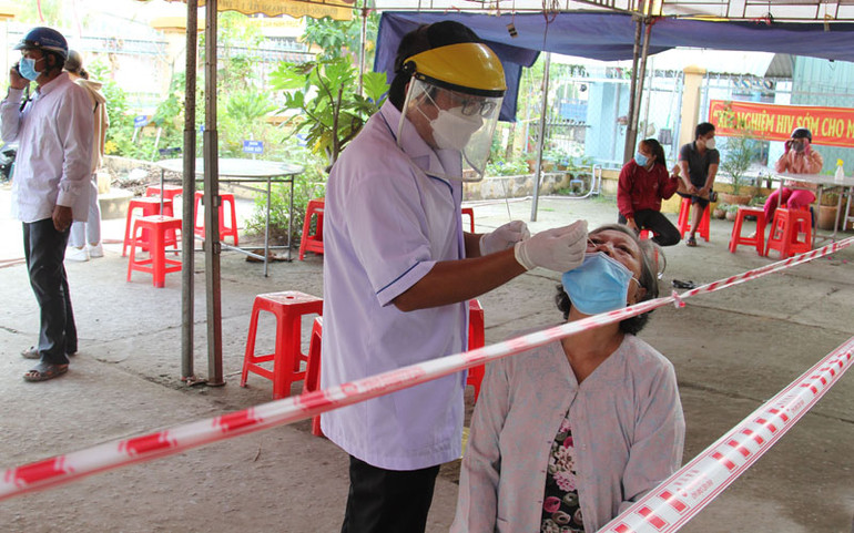 Vĩnh Long khẩn trương hoàn thiện y tế cơ sở trong tình hình dịch bệnh phức tạp -0