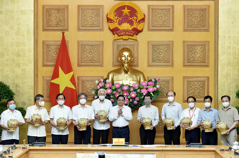 Thanh Giang gửi BAN NHÂN DÂN ĐIỆN TỬ phần kết luận của Thủ tướng tại buổi gặp mặt các nhà khoa học -0