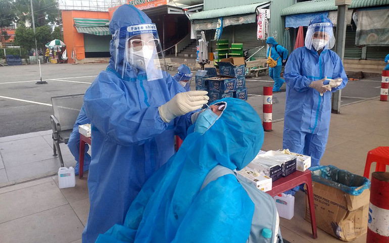 Bình Thuận đưa 400 người dân từ TP Hồ Chí Minh về địa phương an toàn -0