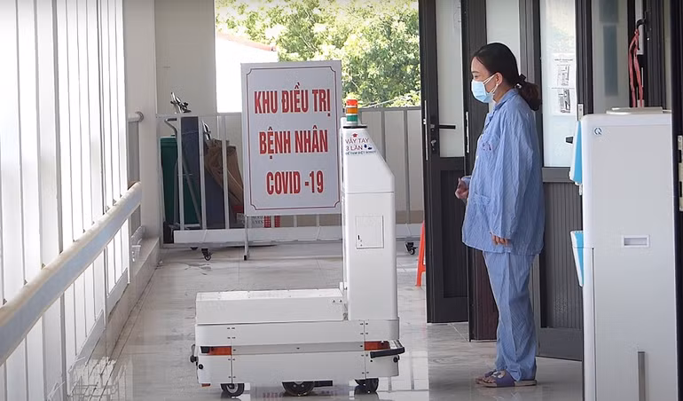 Robot VIBOT do Việt Nam phát triển hỗ trợ đắc lực phòng, chống Covid-19 -0