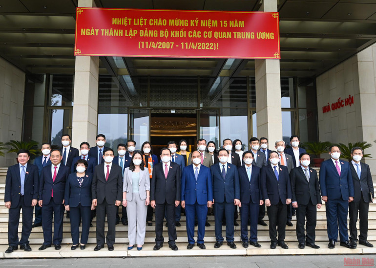 Vì mục tiêu chung phát triển đất nước, nâng cao vị thế, uy tín quốc gia, dân tộc -0