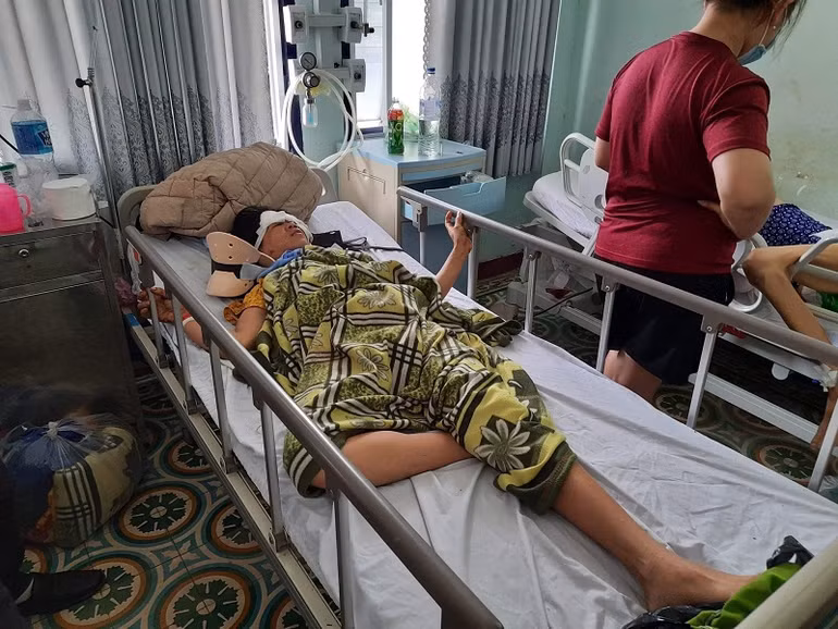 Thêm một nạn nhân tử vong trong vụ TNGT nghiêm trọng tại Kon Tum -0