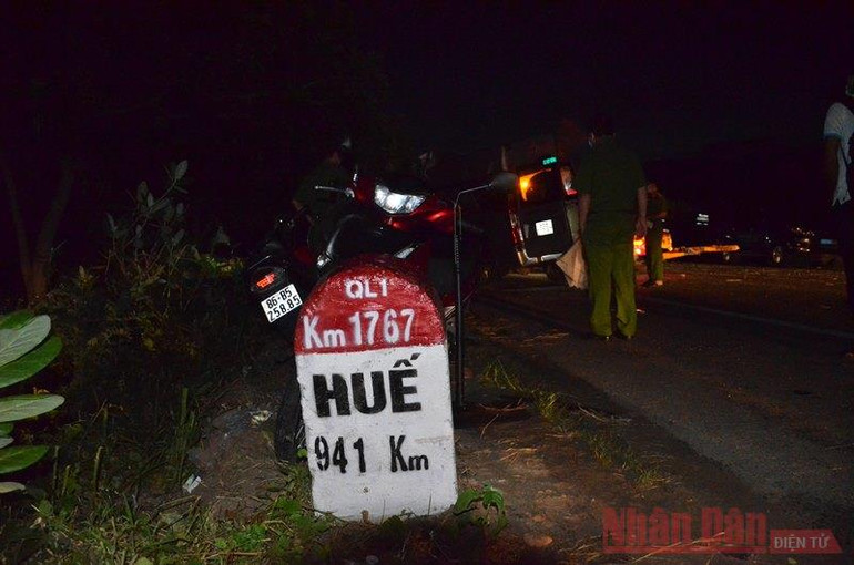 [Cập nhật] Tai nạn giao thông thảm khốc tại Bình Thuận, tám người tử vong -0