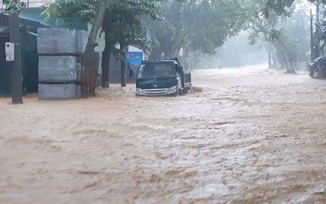 Khuyến cáo an toàn khi lũ đến -0