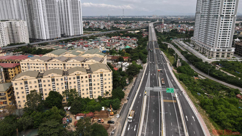 Cận cảnh cầu cạn Mai Dịch - Nam Thăng Long -0