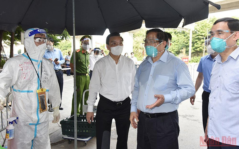 Xác định chủ trương lấy xã, phường làm “pháo đài” chống dịch là hoàn toàn đúng đắn -0