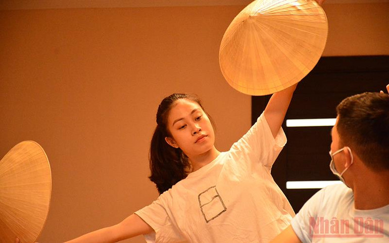 Các đội tuyển Việt Nam tham quan một số địa điểm nổi tiếng của Moskva -0