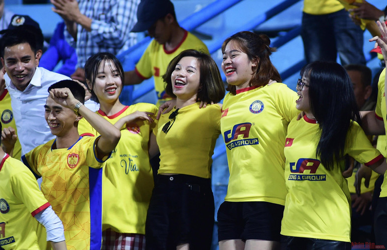 Hà Nội thắng kịch tính, Sông Lam Nghệ An giành ba điểm trọn vẹn -0