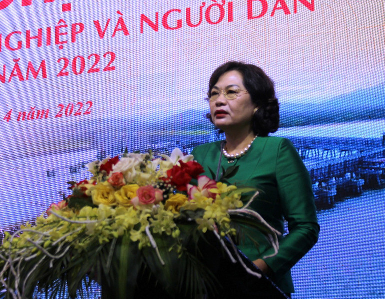 Thống đốc Ngân hàng Nhà nước Việt Nam phát biểu tại hội nghị. Kết nối ngân hàng-doanh nghiệp và người dân -0