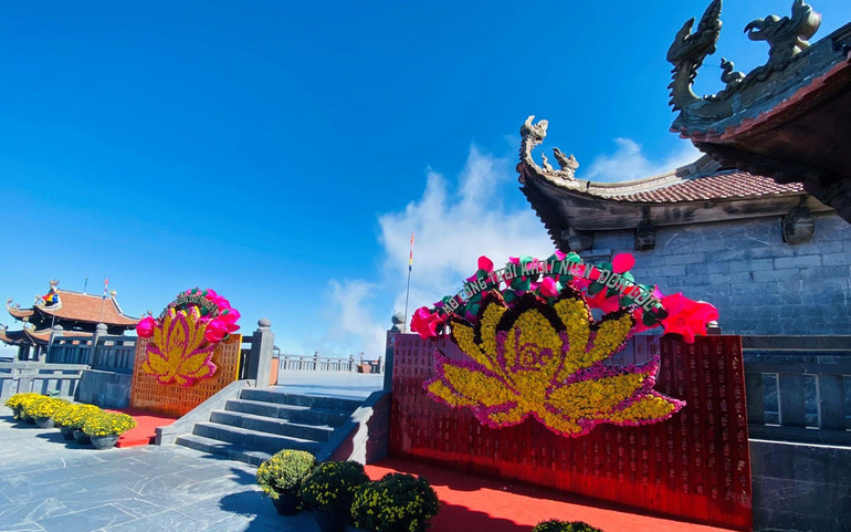 Fansipan: Điểm đến cho mùa cầu an -0