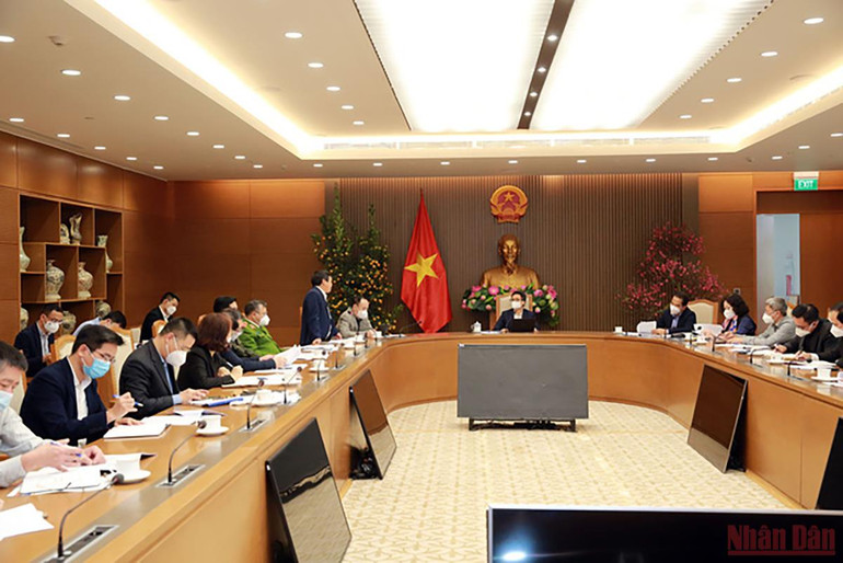 Chuẩn bị kỹ để học sinh trở lại trường, mở cửa du lịch an toàn -0