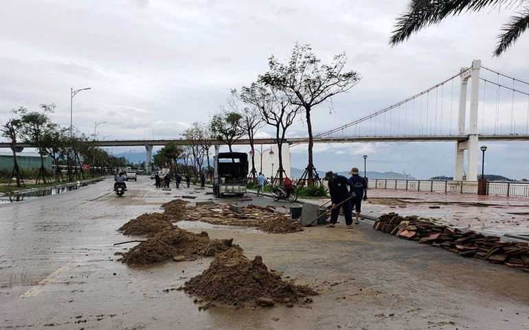 Bão số 13 đã gây thiệt hại tại một số địa phương -0