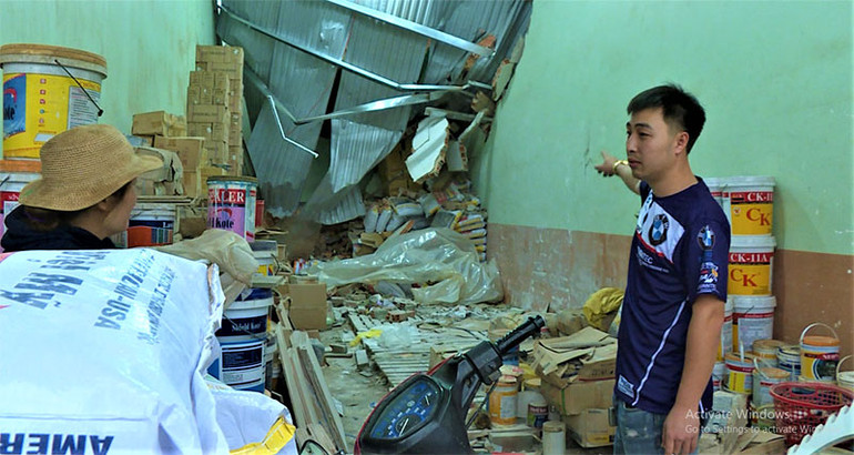 Hàng chục ngôi nhà ở trung tâm TP Buôn Ma Thuột có nguy cơ đổ sập do mưa lớn -0