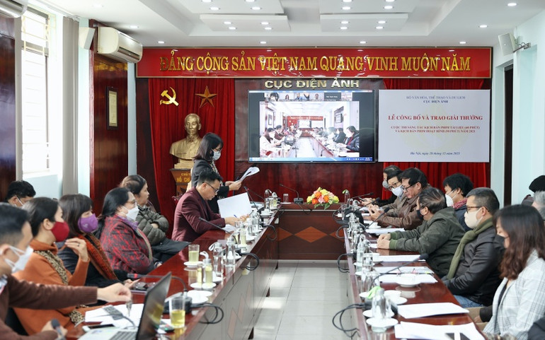 Toàn cảnh Lễ trao giải thưởng cuộc thi. Trao giải Cuộc thi Sáng tác kịch bản phim tài liệu và phim hoạt hình -0