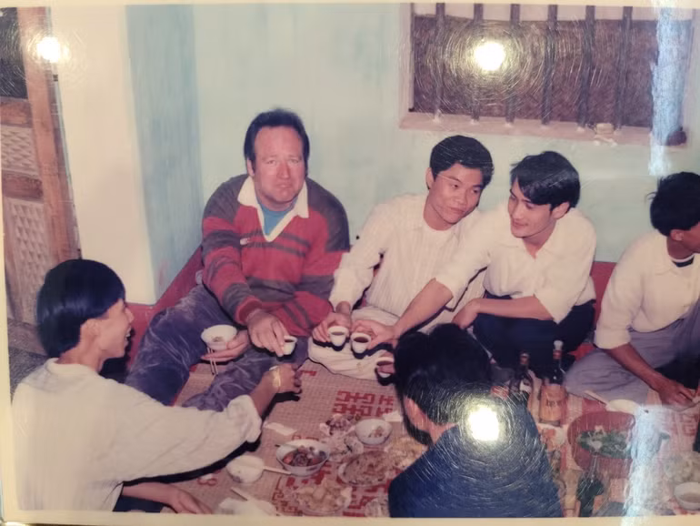 Tim McGrath - Người bạn đặc biệt của mảnh đất Chín rồng -0