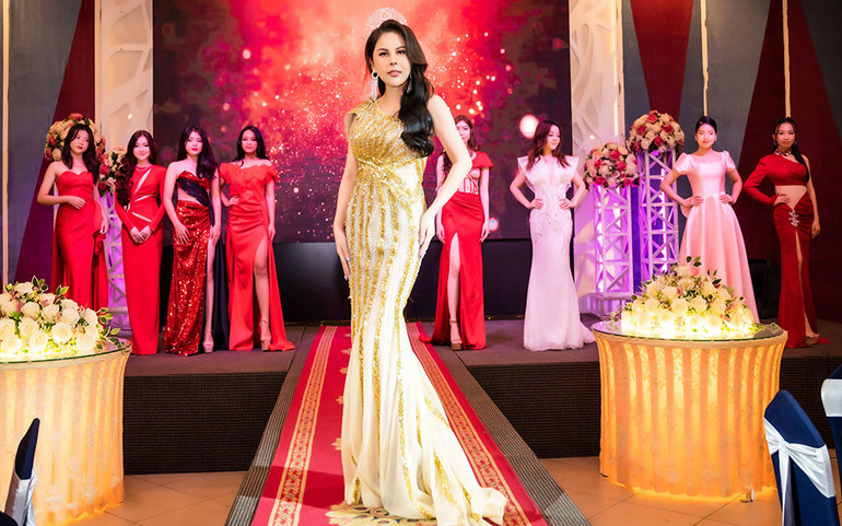 Việt Nam cử đại diện dự thi Hoa hậu Quý bà Liên Hợp quốc -0
