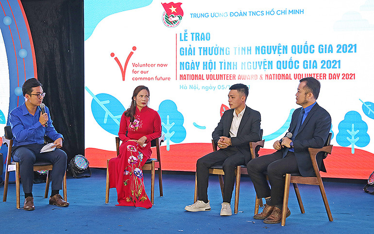 Đồng loạt triển khai hơn 200 chương trình tình nguyện ở địa bàn khó khăn -0