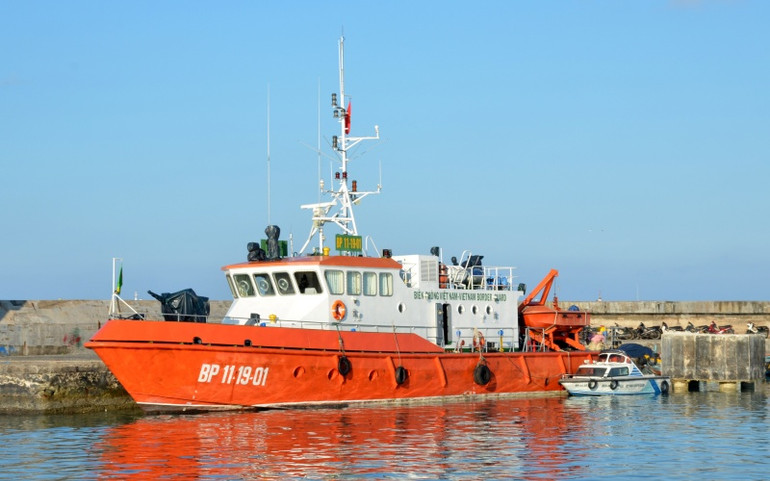 Đã cứu vớt được 11 thuyền viên trên tàu hàng bị chìm ở vùng biển Phú Quý -0