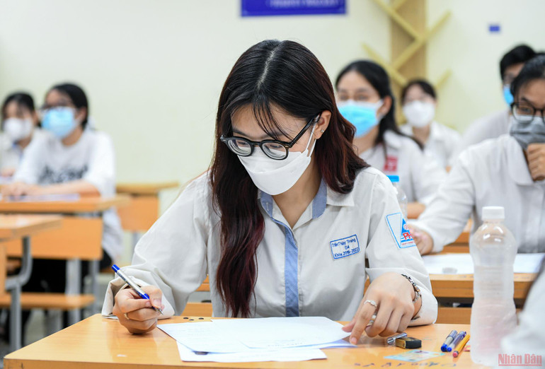 Thí sinh Hà Nội hoàn thành môn thi đầu tiên Ngữ văn -0