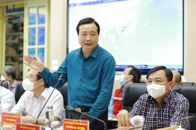 Cần sớm có phương án ứng phó với bão số 8 -0