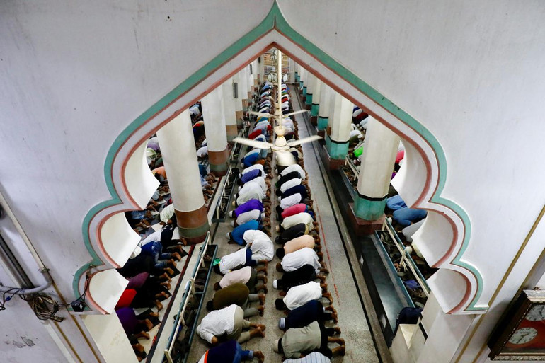 Người Hồi giáo trên khắp thế giới đón tháng lễ Ramadan ảnh 9 Người Hồi giáo trên khắp thế giới đón tháng lễ Ramadan -0