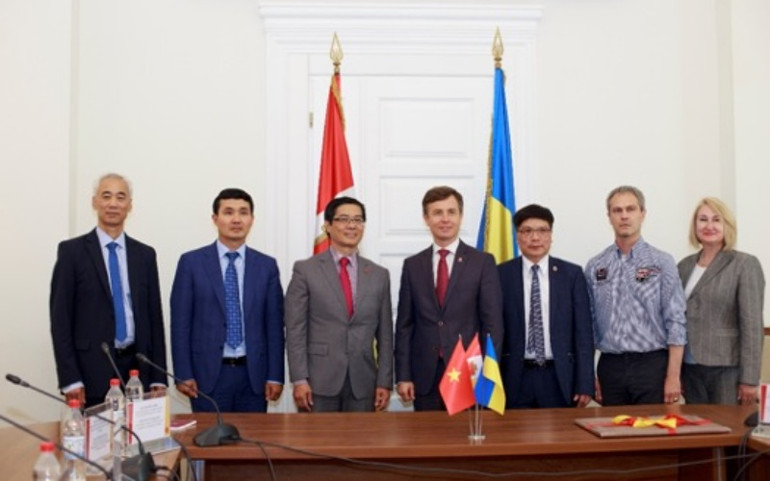 Thúc đẩy hợp tác giữa Việt Nam với các địa phương Ukraine -0