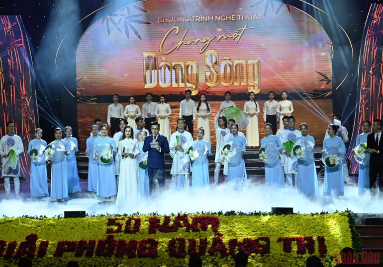 21 giờ 51 phút: Dư âm của “Chung một dòng sông”: Lắng đọng và tự hào -0