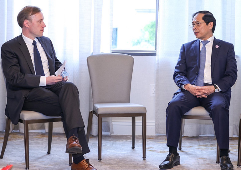 Bộ trưởng Ngoại giao Bùi Thanh Sơn gặp Cố vấn An ninh quốc gia Jake Sullivan. Mong muốn thúc đẩy hợp tác tất cả các lĩnh vực của quan hệ Đối tác toàn diện Việt Nam-Hoa Kỳ -0