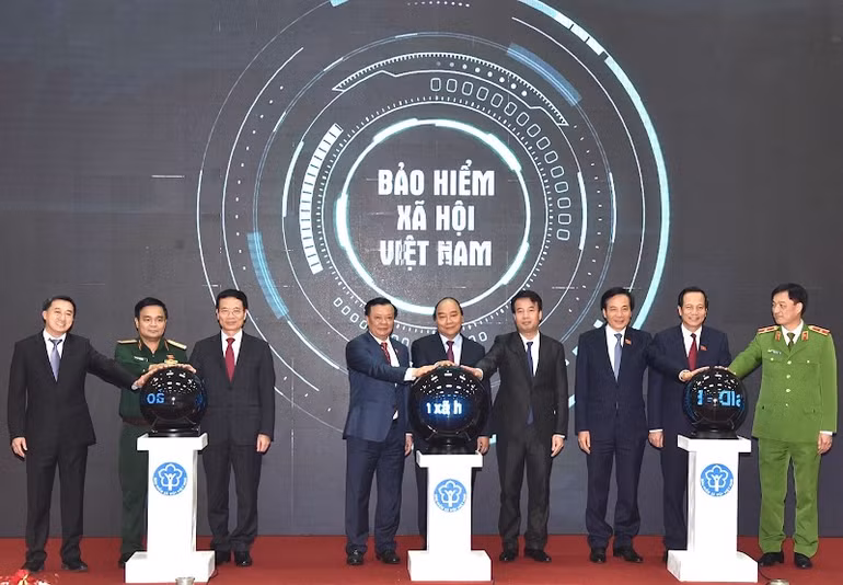 Thủ tướng dự lễ công bố ứng dụng 