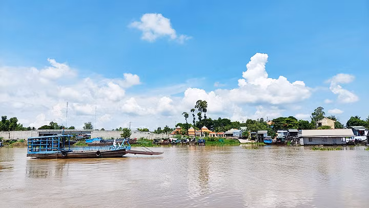 Cô Hai trên dòng Châu Đốc -0